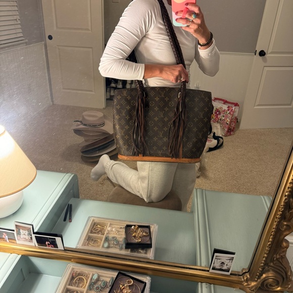 Louis Vuitton- Vintage Boho Bags - Picture 2 of 15